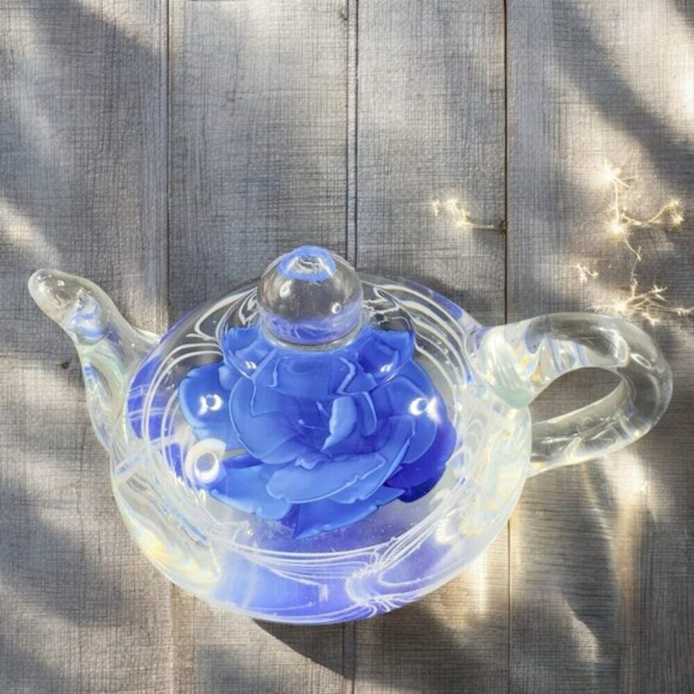 Dynasty Gallery Glass Teapot Carafe Jug Blue With White‎ Swirls Paperweight VTG